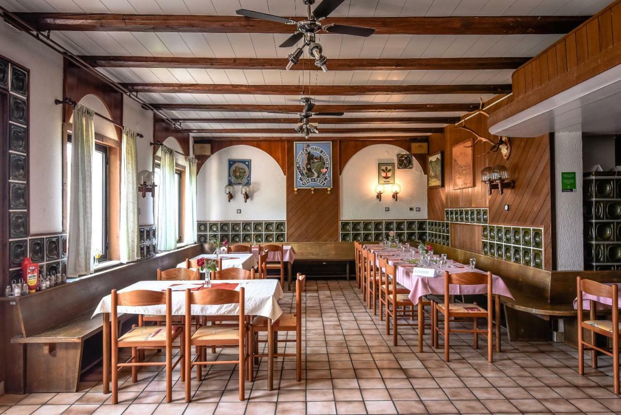 Planinski Dom Na Kalu Acomodação com café da manhã Dol pri Hrastniku Exterior foto