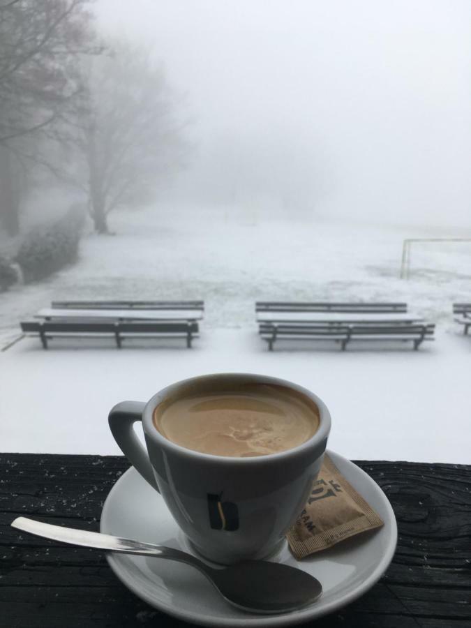 Planinski Dom Na Kalu Dol pri Hrastniku Exterior foto